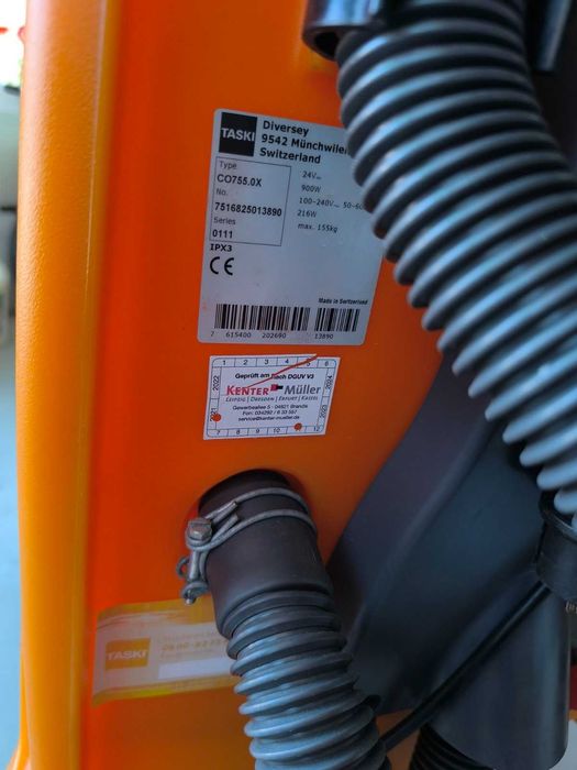 Скубер автомат Taski Swingo 755