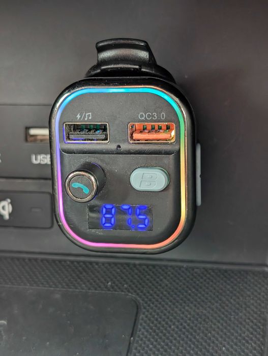 Modulator FM Bluetooth,  LED, BASS BOOSTER, Fast Charging