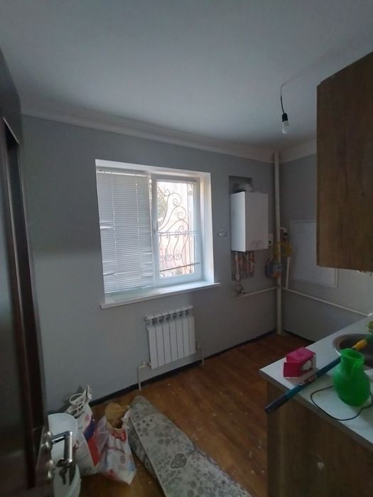 Motrid 2 etaj 3 xonali zudlik bilan sotiladi