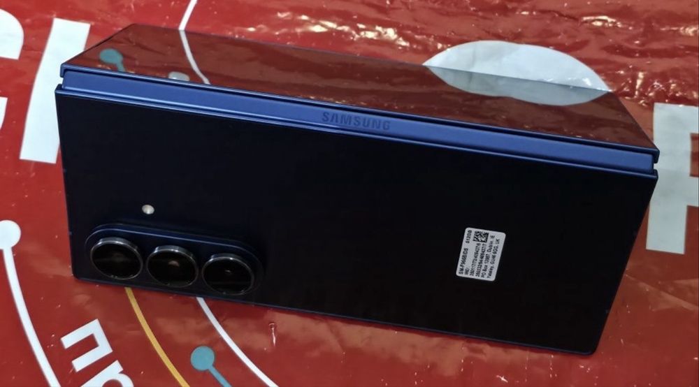 ^3 ЦИКЪЛА!!! УНИКАТ Samsung Z Fold 7 Blue 512B 5G 24м. ГАРАНЦИЯ