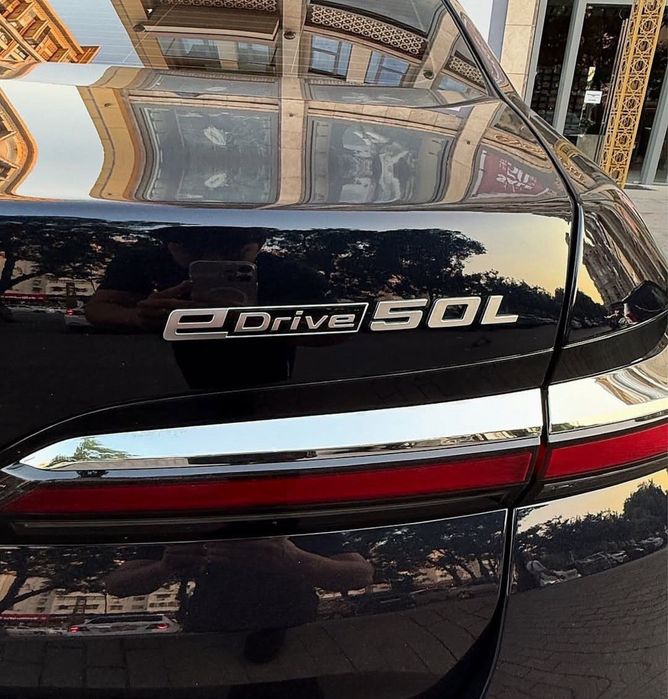 BMW i7 xDrive50L 2024 Germany