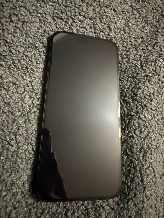 Продаю iphone 16 pro max