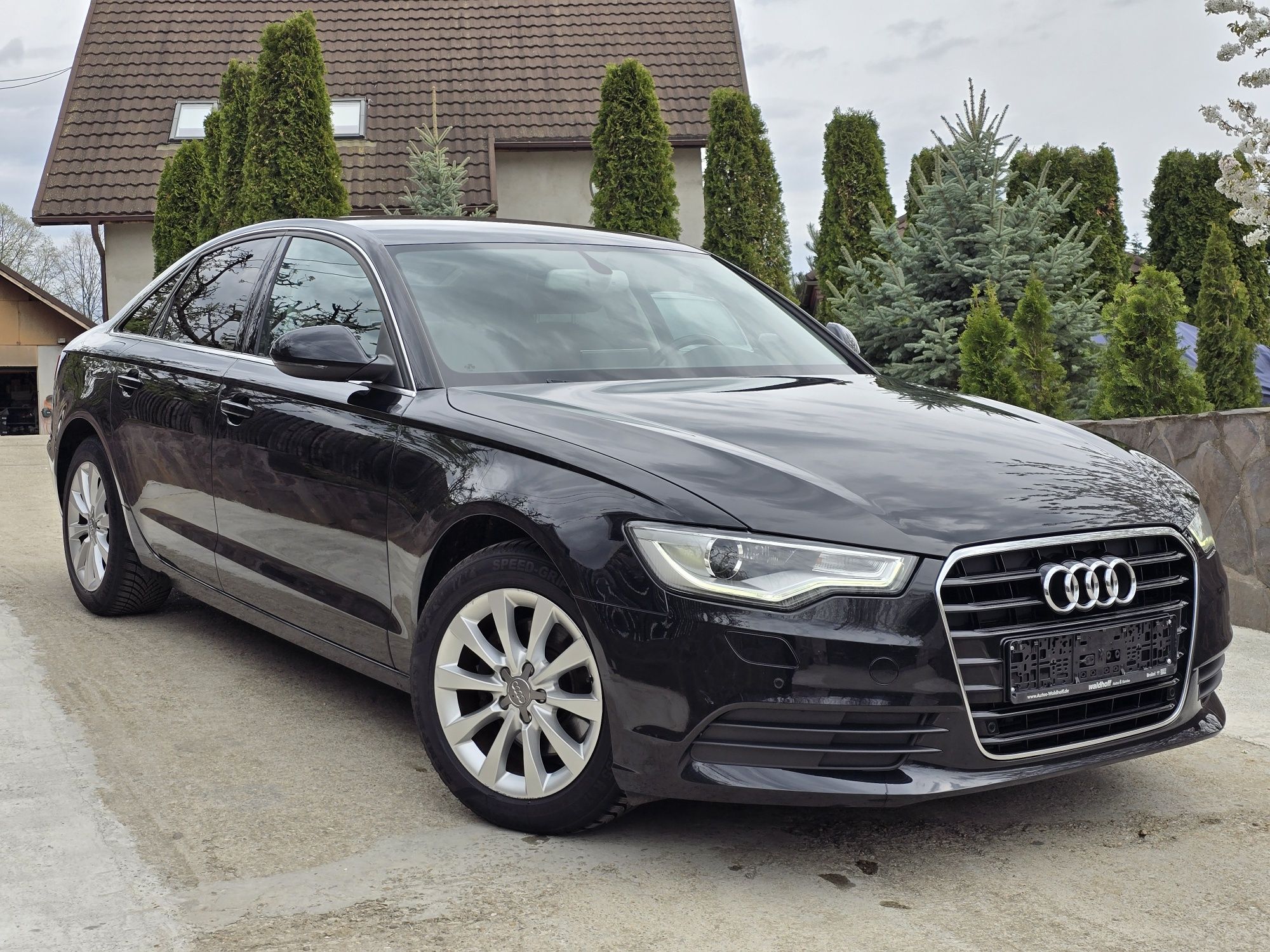 AUDI A6  2.0 TDI Automat,Navigatie Mare,Piele Maro,Bixenon,4xClima