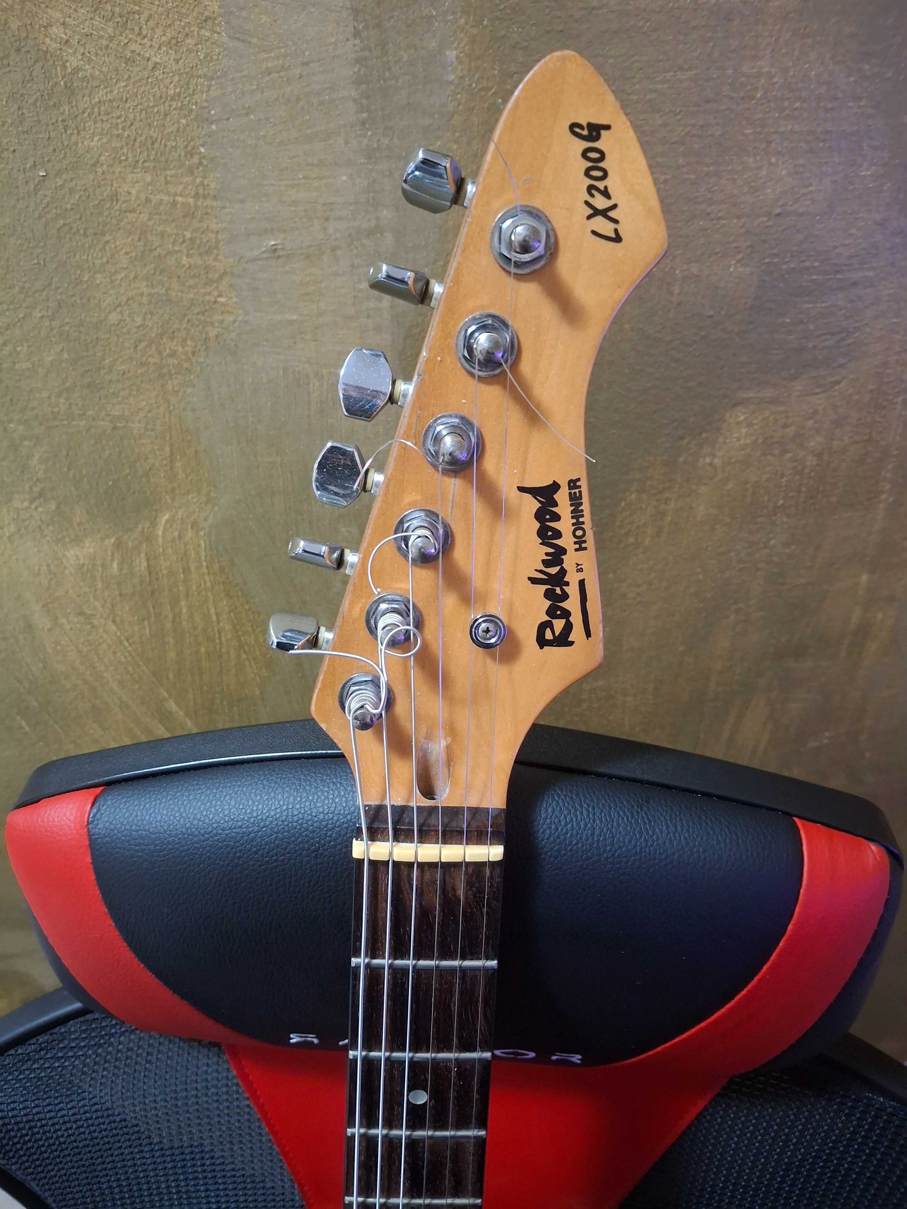 Електрическа китара Reckwood by HOHNER с малко подобрения.