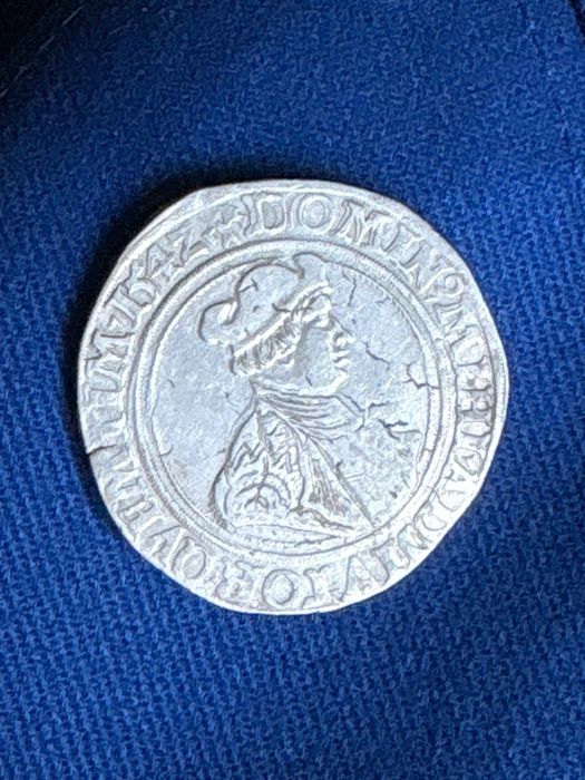 Moneda din 1542 , oferte de preț , aștept mai multe mesaje în privat