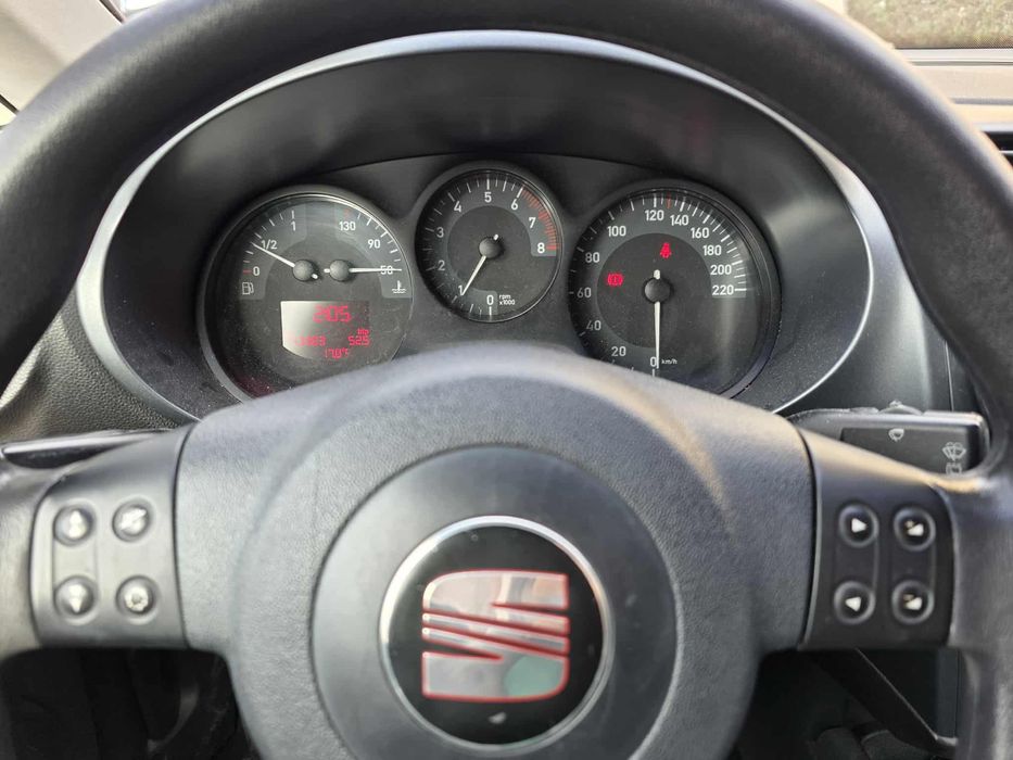 Vând urgent Seat Leon din 2007 , 1.6 benzină + GPL