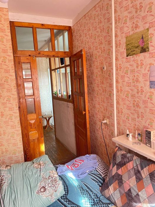 Продаётся трёх комнатная квартира в центре . Ц5 метро минор