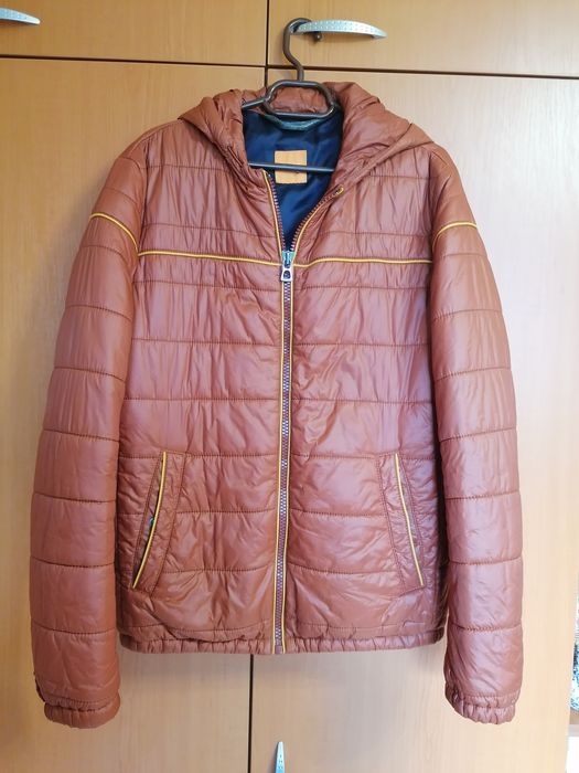 Geacă de primăvară/toamnă Hugo Boss, mărime S, unisex, stare impecabil