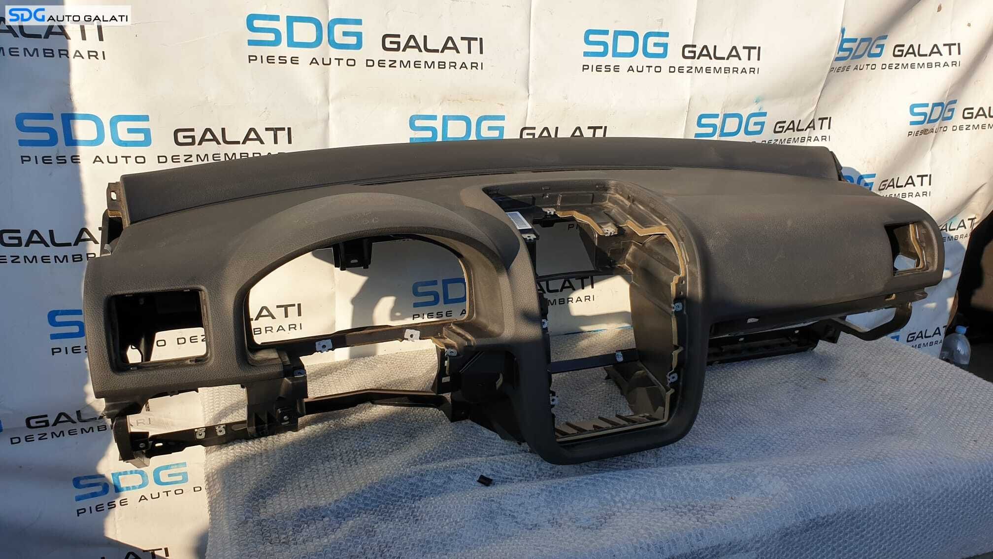 Plansa Bord Goala Dezechipata Volkswagen Golf 5 2004 - 2008 Cod 1K1858295
