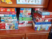 Vind puzzle-uri ,10lei cutia .Fac poze la cerere.