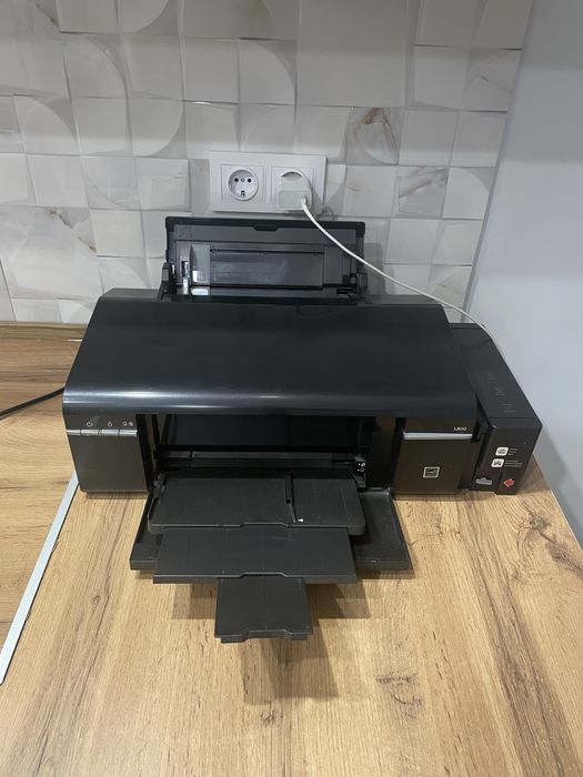 продам принтер Epson l800