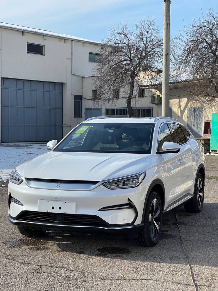 BYD Song Plus Flagship