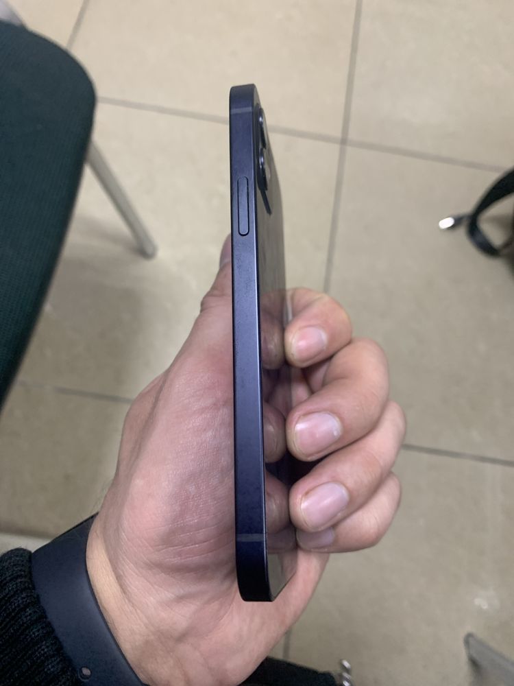 Продам iphone 12 128gb не исправна материнская плата