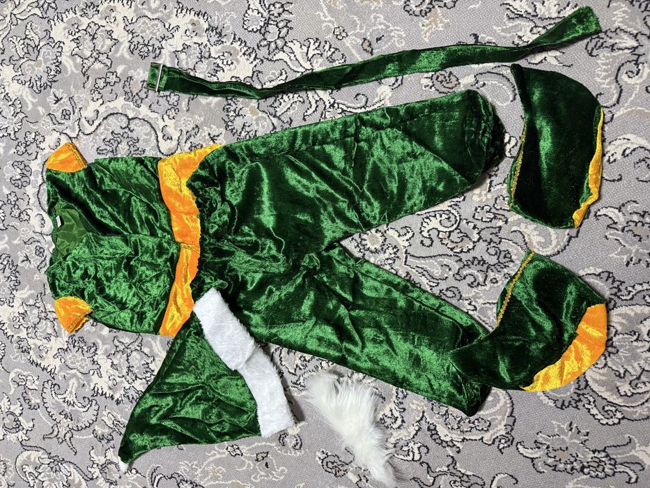 Продам костюм гномика на Новый год