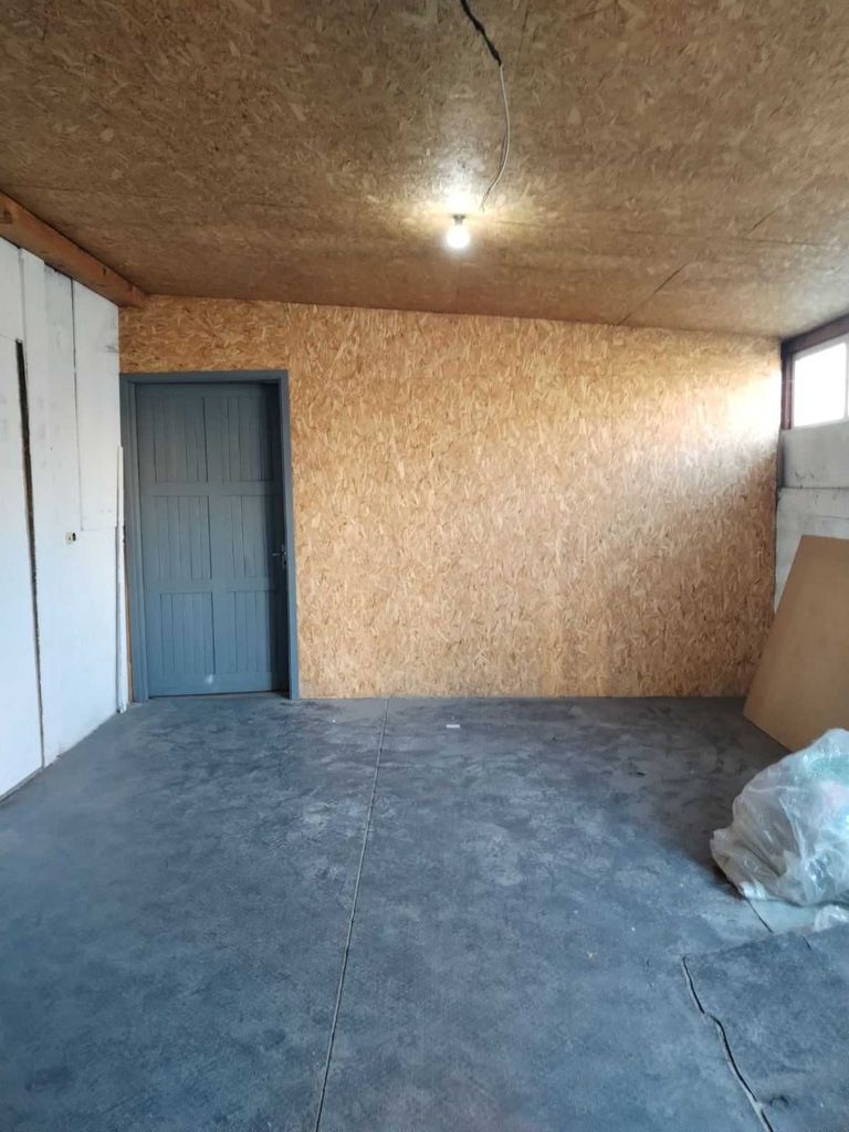 Дава се под наем Склад в Стара Загора, Кольо Ганчев - 82 кв.м за 229.5 € - Снимка #6
