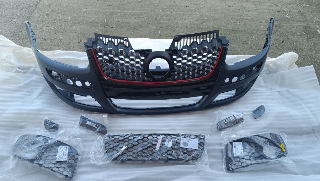 Предна ЧИСТО НОВА GTI броня за голф 5   (Predna GTI bronq za golf V)