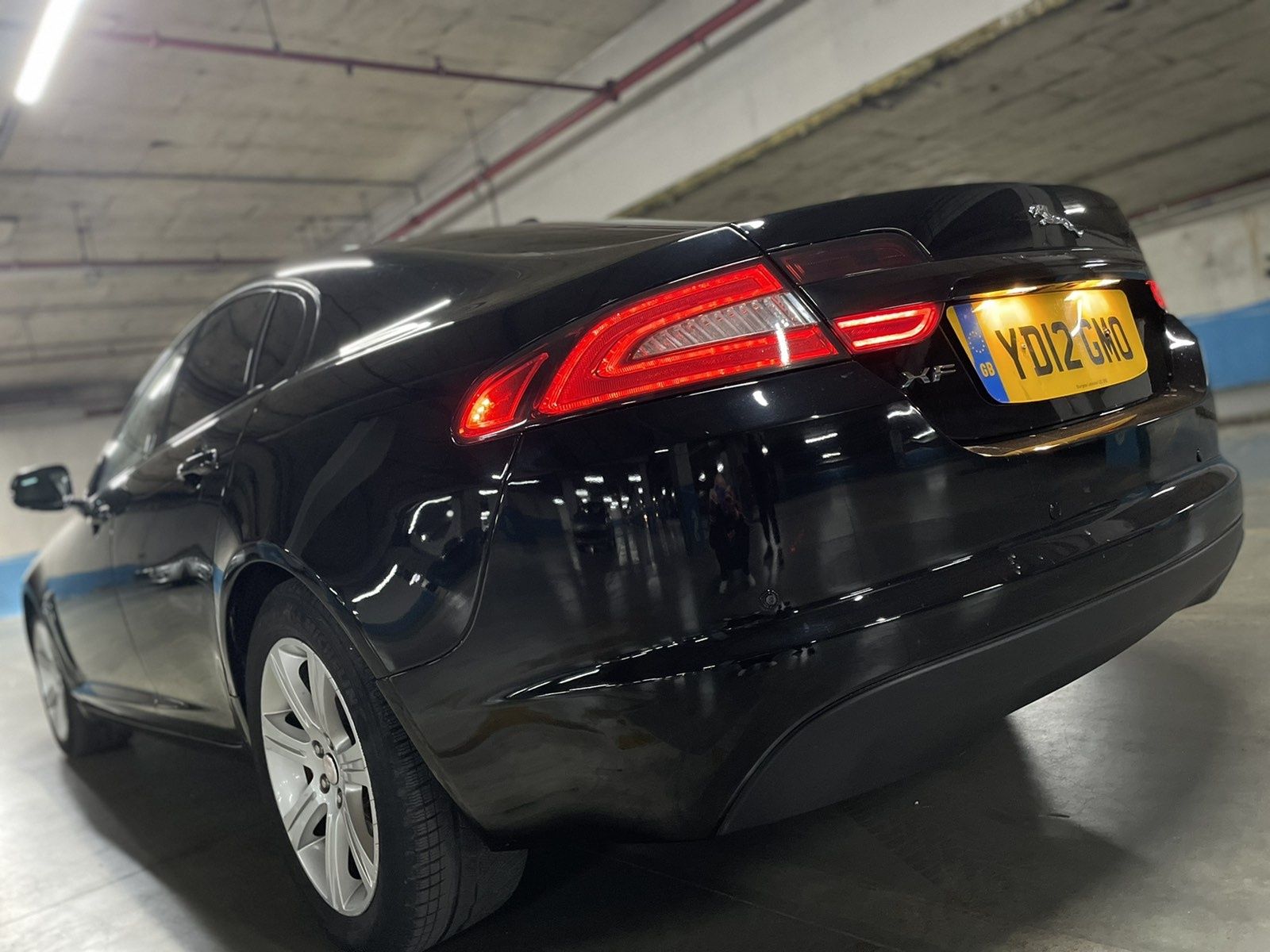 Jaguar xf 2.2d Luxury 190hp 2012