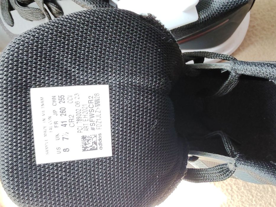 Adidas  mărimea 41 25,5