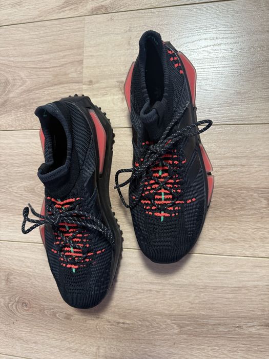 Обувки adidas 42