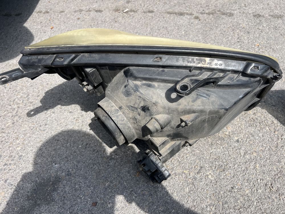 Фарове за Toyota Rav4 оригинални