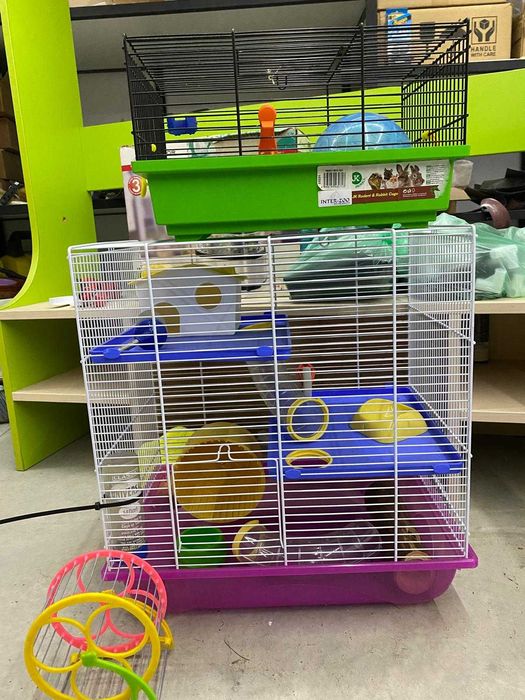 Vand cusca hamster cu accesorii +1 cusca mica cadou