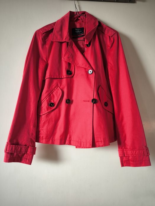 Pardesiu scurt Bershka, M