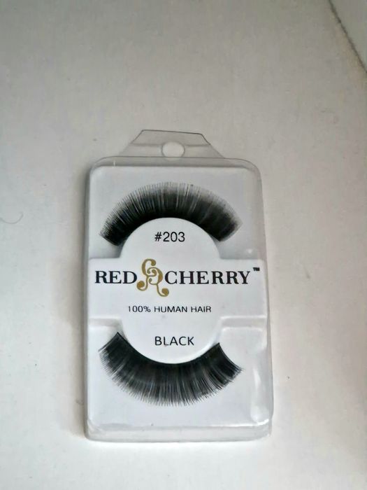 Stoc limitat+alte promoții !Gene false,tip bandă la cel mai mic pret