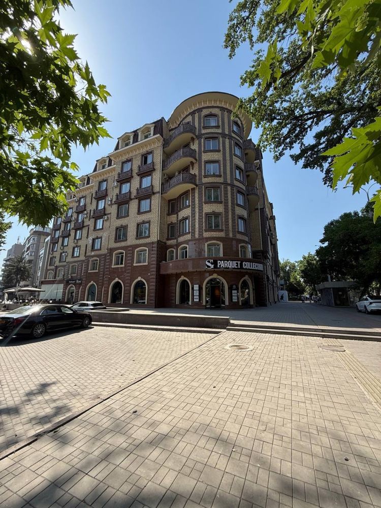 Продается квартира в ГАБУСЕ 4/6/7 155м2 коробка