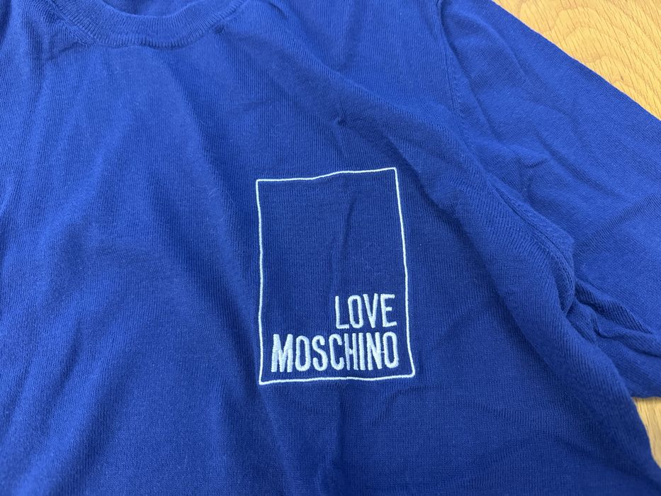 Пуловер Love Moschino