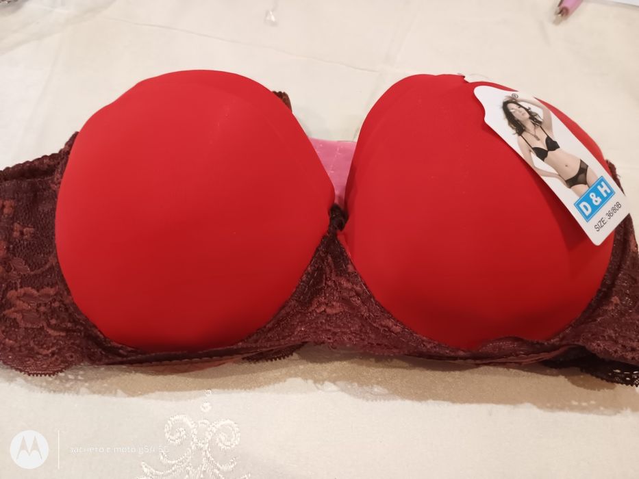 Продавам сутиени