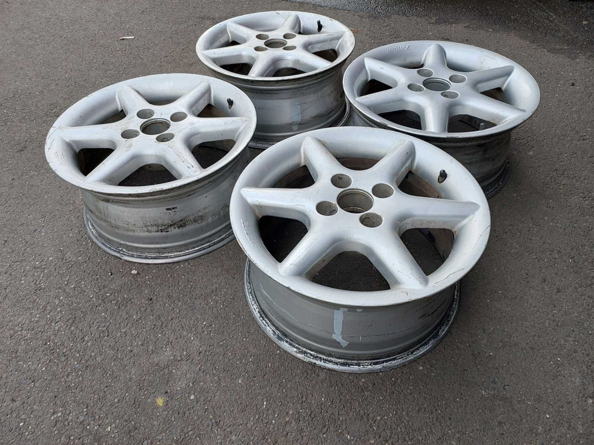 Jante Zender,aliaj,R15 originale Volkswagen Golf 3 cu 4 gume Michelin