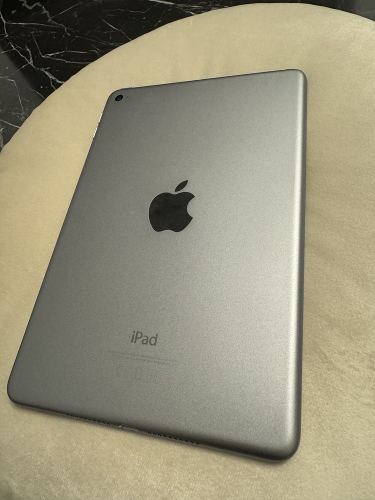 Apple iPad mini 4 Wi-Fi 128GB - бартер Playstation Portal