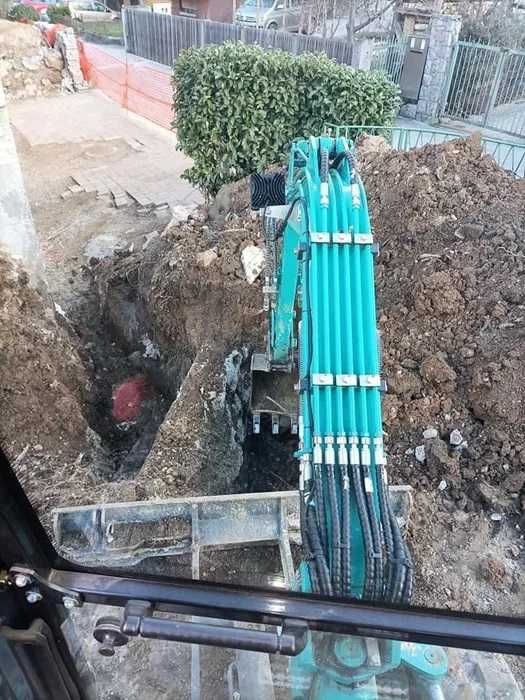 Inchiriez miniexcavator incarcator foreza hidraulica
