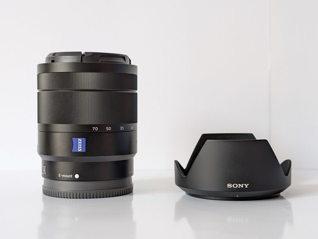 Sony a6100 и Sony Vario-Tessar T* E 16-70mm f/4 ZA OSS