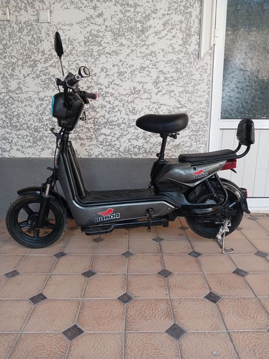 Skuter sotiladi bez akumlator