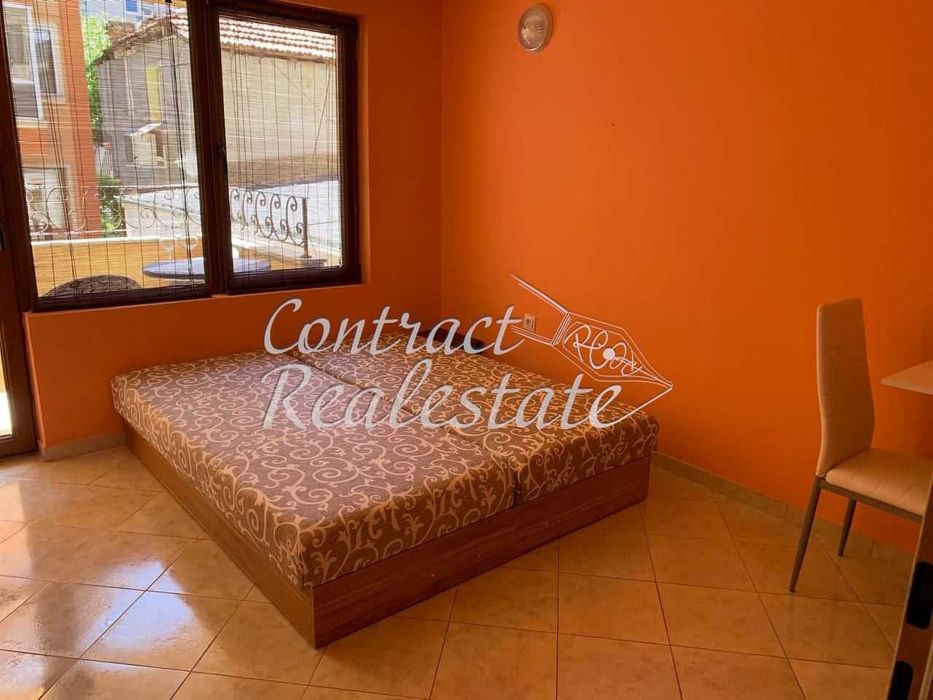 Едностаен Обзаведен Спортна зала !