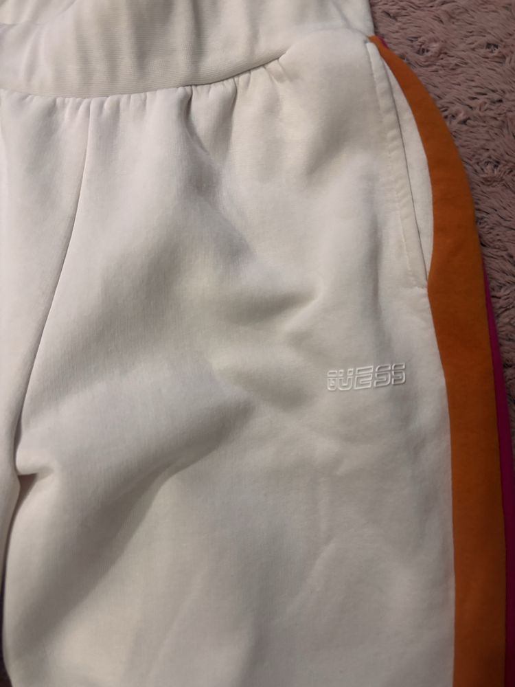 Дамски анцунг Guess