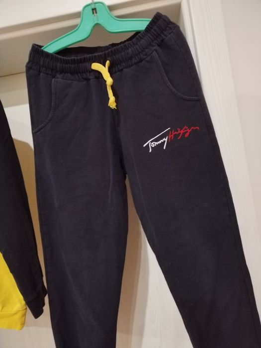Оригинален детски комплект Tommy Hilfiger