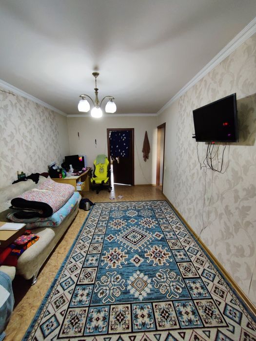 ПродажПродажа квартиры, 16 микрорайон, 15 дом