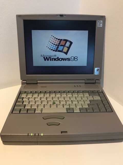 Laptop Toshiba S4000CDS 1997 - de colectie