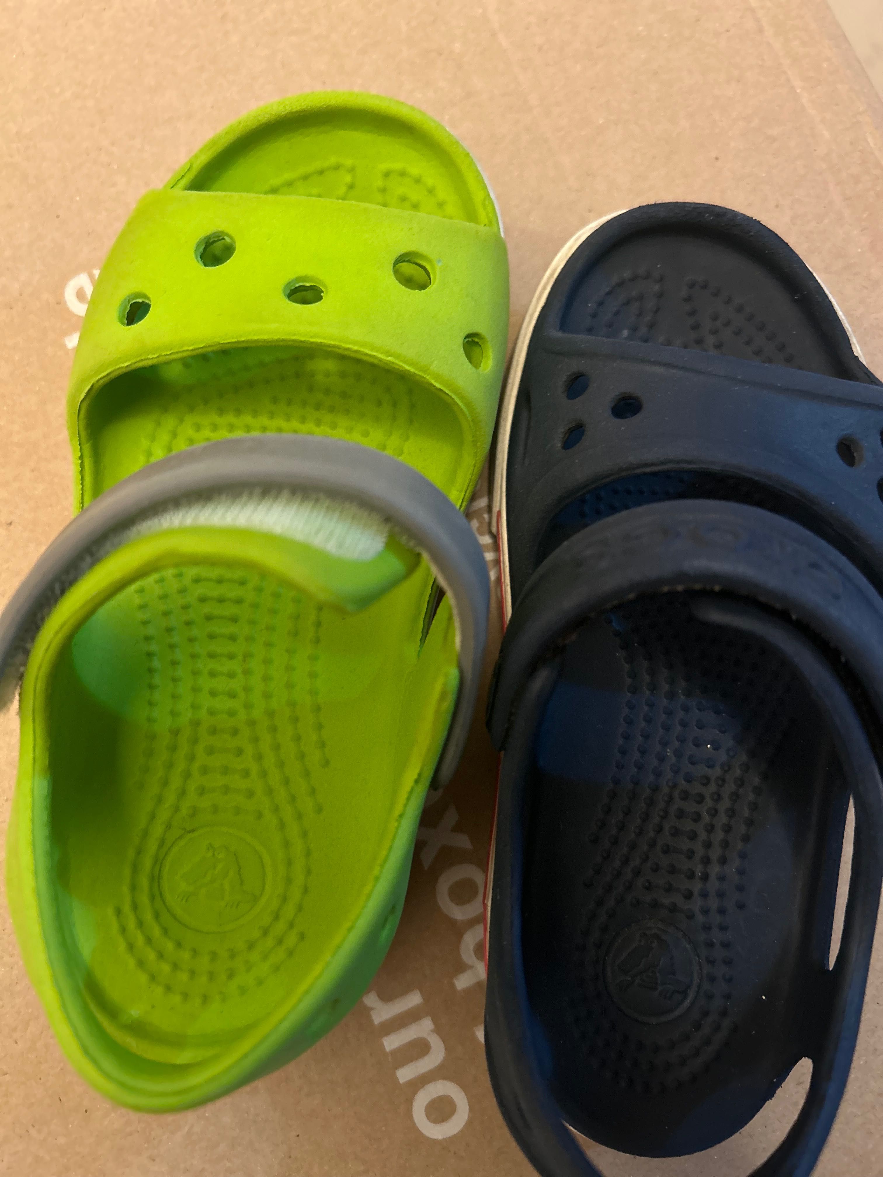 Детски сандали CROCS размер 9 (EU размер 25-26) в синьо или зелено