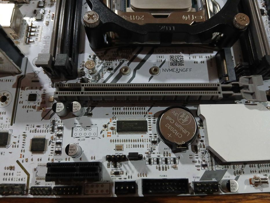 Kit Intel "i9" cu 12c/24t - alb