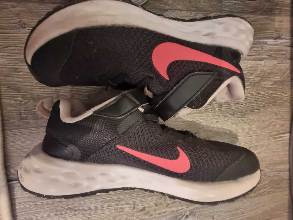 Adidasi Nike copii, număr 34