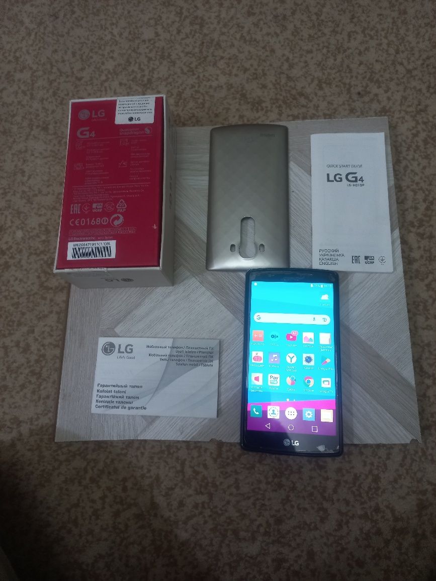 Продам телефон LG G4