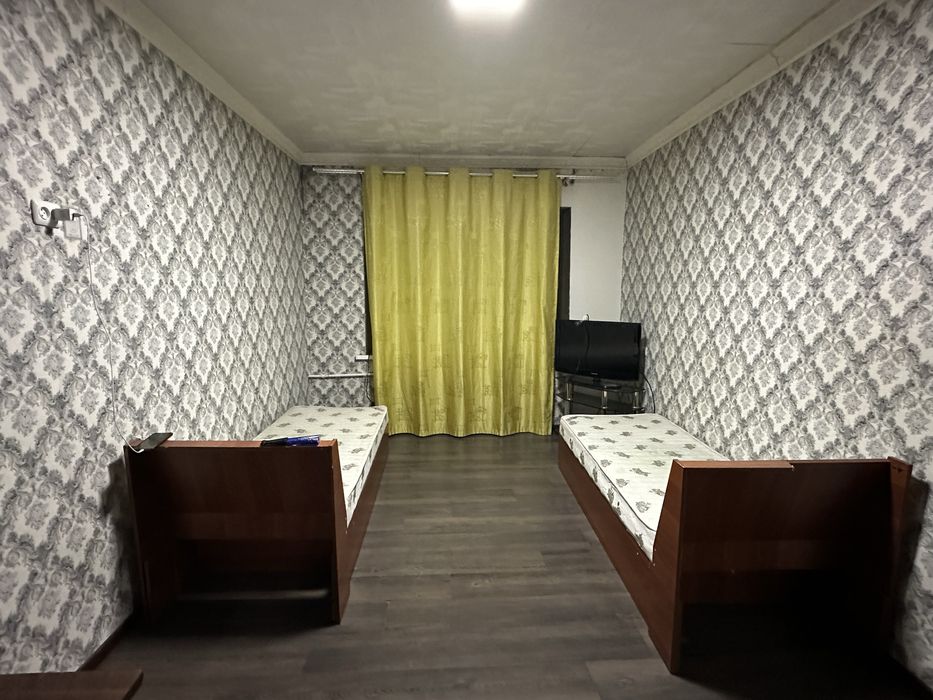 Срочно Продаётся 2/4/4 Слонима-2