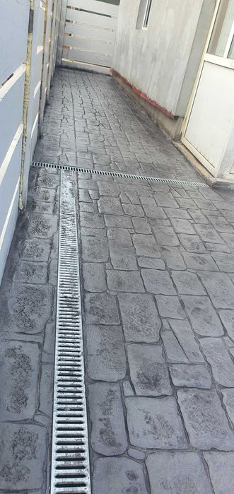 # pavaj din beton amprentat