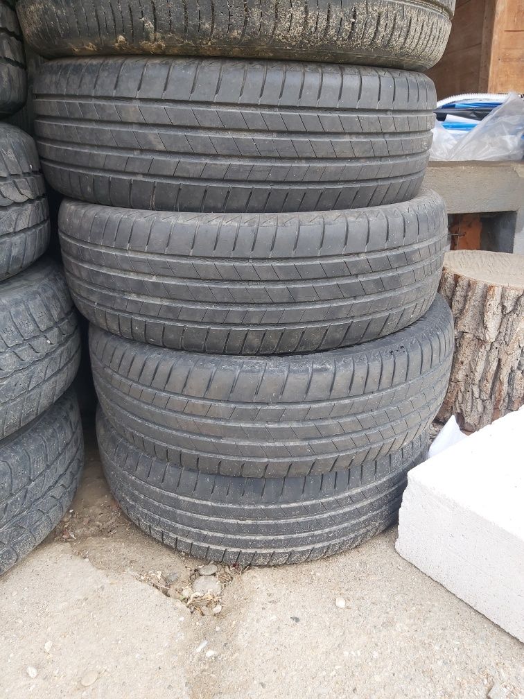 Bridgestone 185 65 15 vara