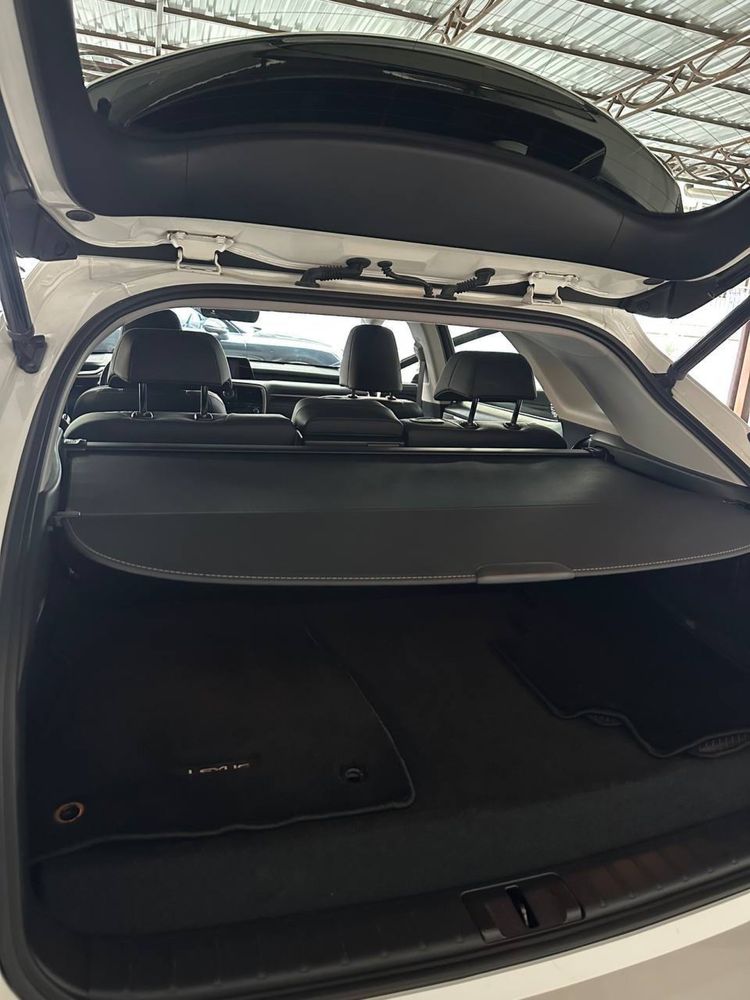 Lexus RX450 гибрид, авто как новое, в идеальном состоянии