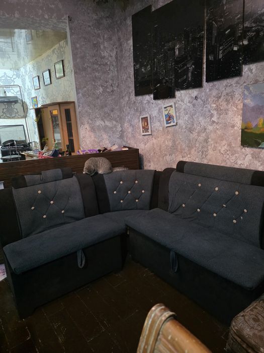 Уголок для Зала.