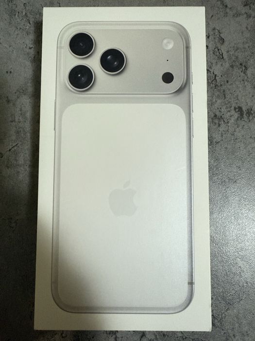 iPhone 17 Pro Max ,Silver , 512 GB , Sigilat